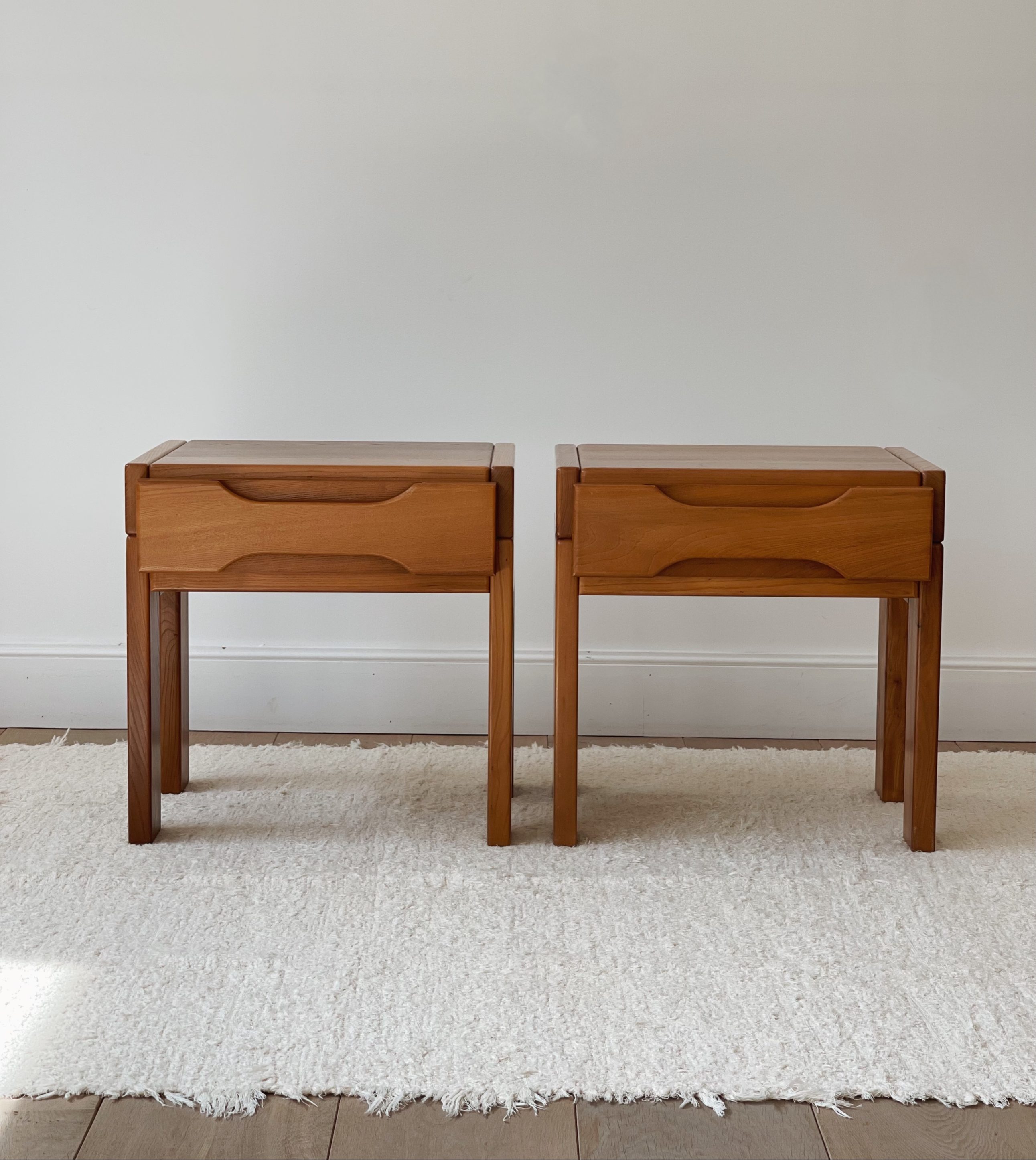 table-travertin-vintage